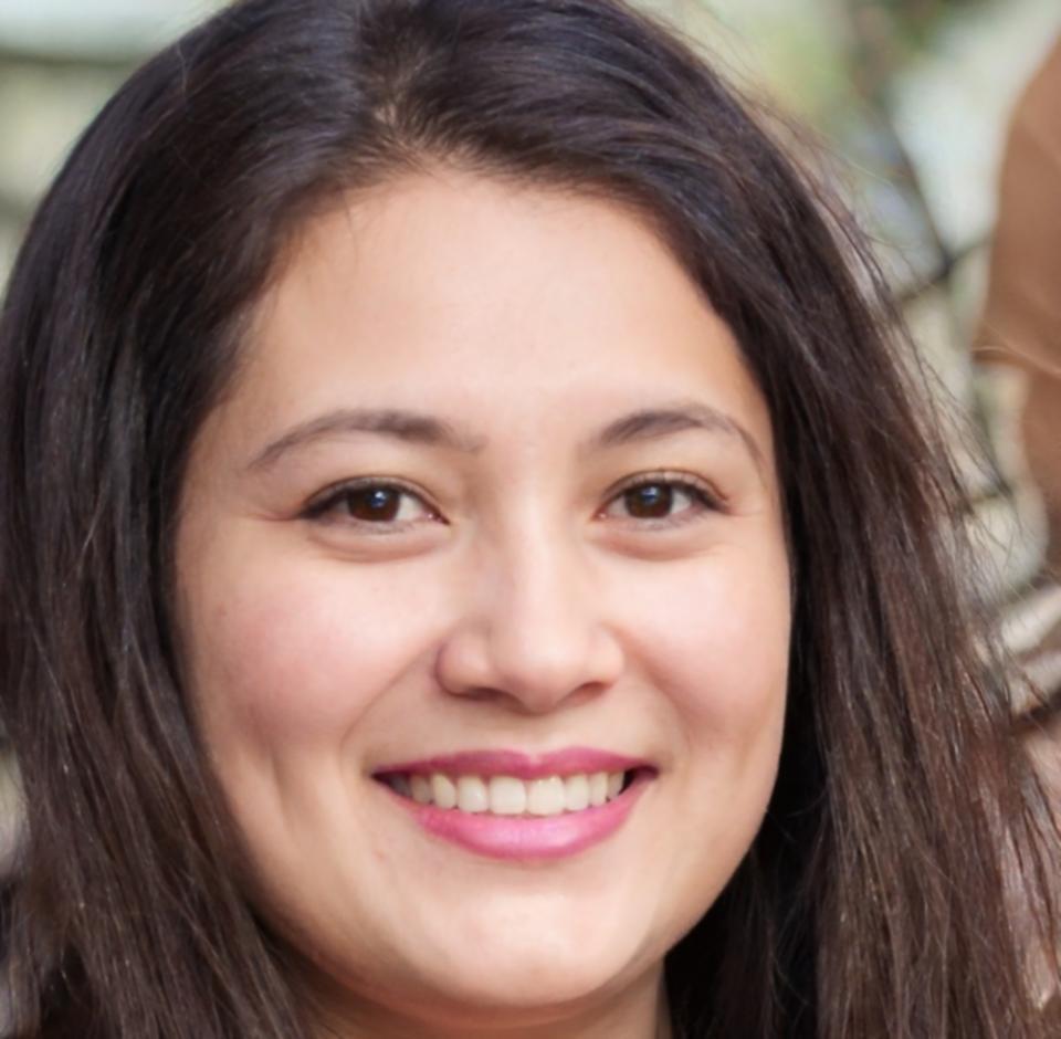 Portrait of Saoirse Ní Fhaoláin, marine biology graduate student